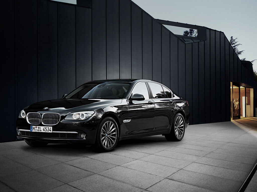 Luxury Sedan in Los Angeles LA
