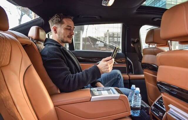 Mini SUV Service in Long Beach