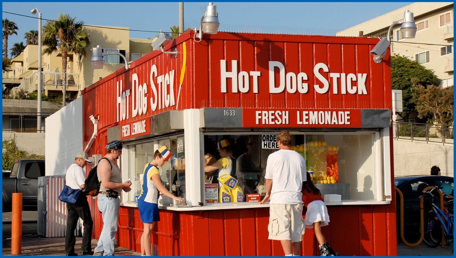 You See & Do at Hot Dog on a Stick