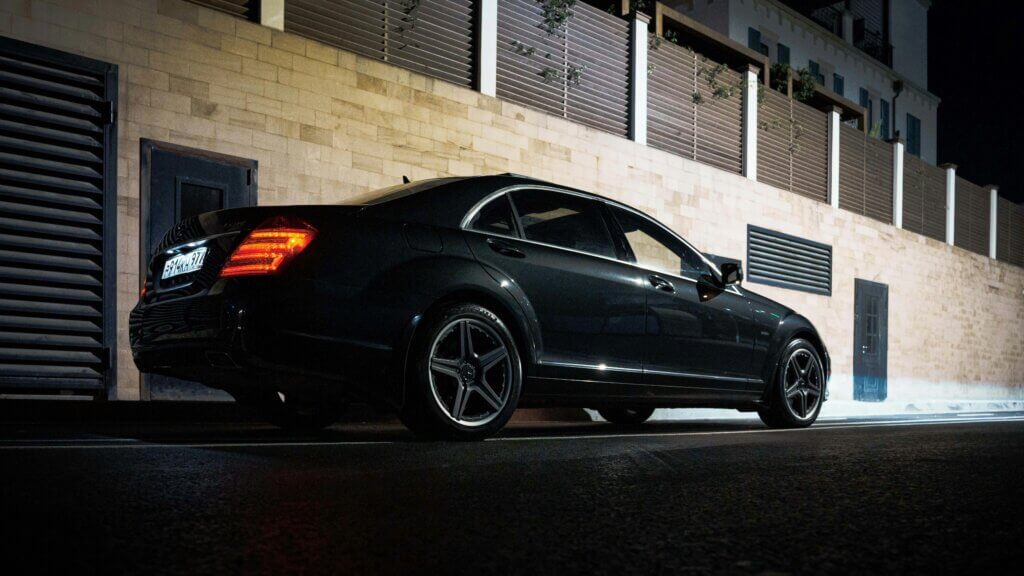 Luxury Sedan in Los Angeles LA