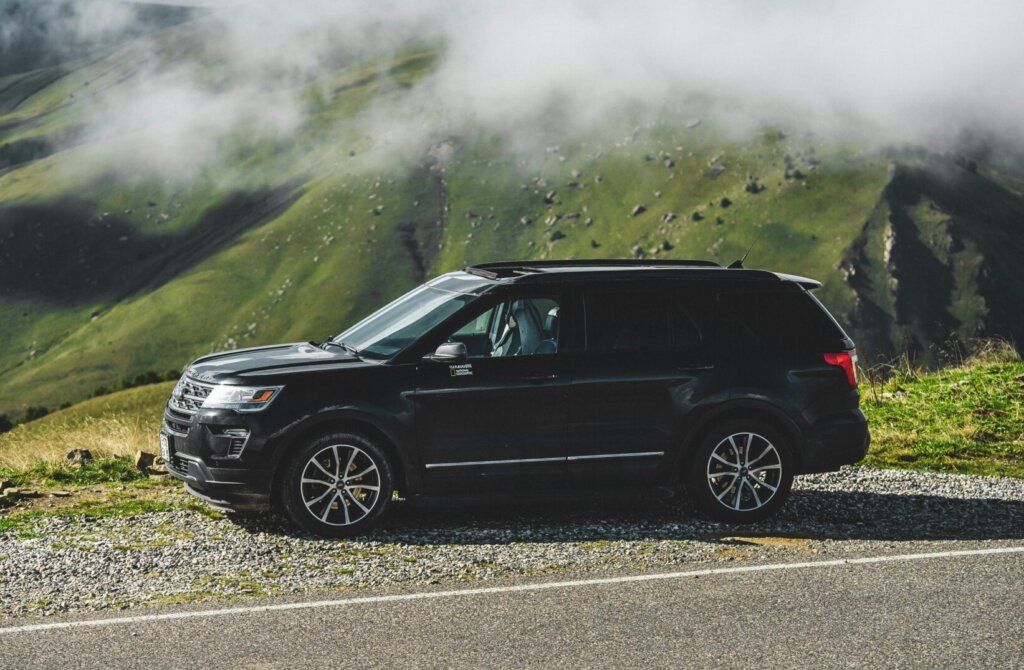 Mini SUV Services in Santa Ana