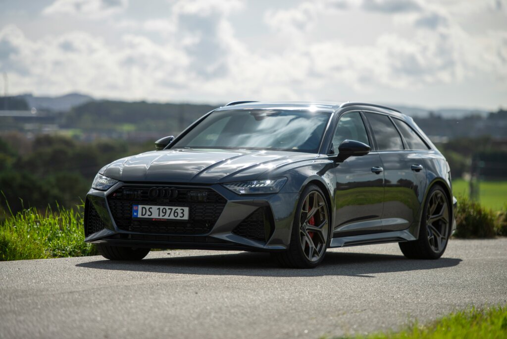 Premium SUV Service in Downey